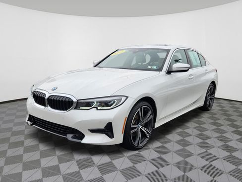 Used 2022 BMW 330i xDrive Sedan w/ Premium Package AWD/4WD image 2