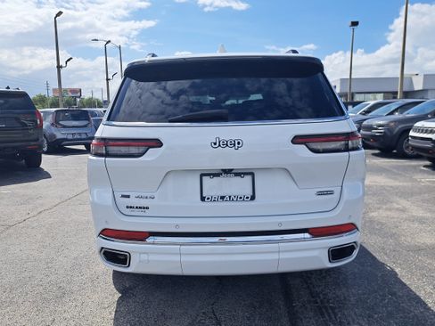 Used 2022 Jeep Grand Cherokee L Overland image 6