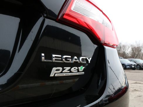 Used 2015 Subaru Legacy 2.5i Limited image 10