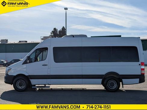 Used 2016 Mercedes-Benz Sprinter 2500 image 4