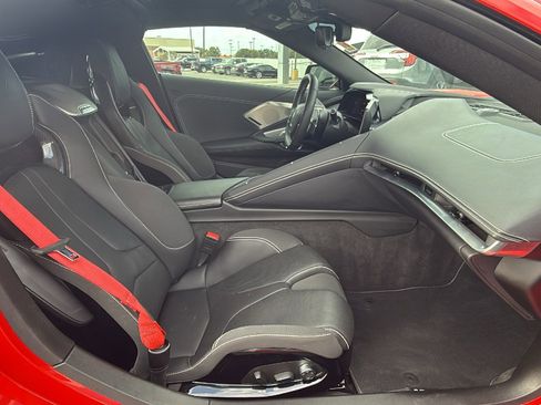 Used 2025 Chevrolet Corvette Stingray Preferred Cpe w/ Z51 Performance Package image 24