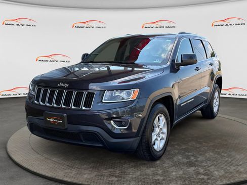 Used 2014 Jeep Grand Cherokee Laredo w/ Security & Convenience Group AWD/4WD image 1