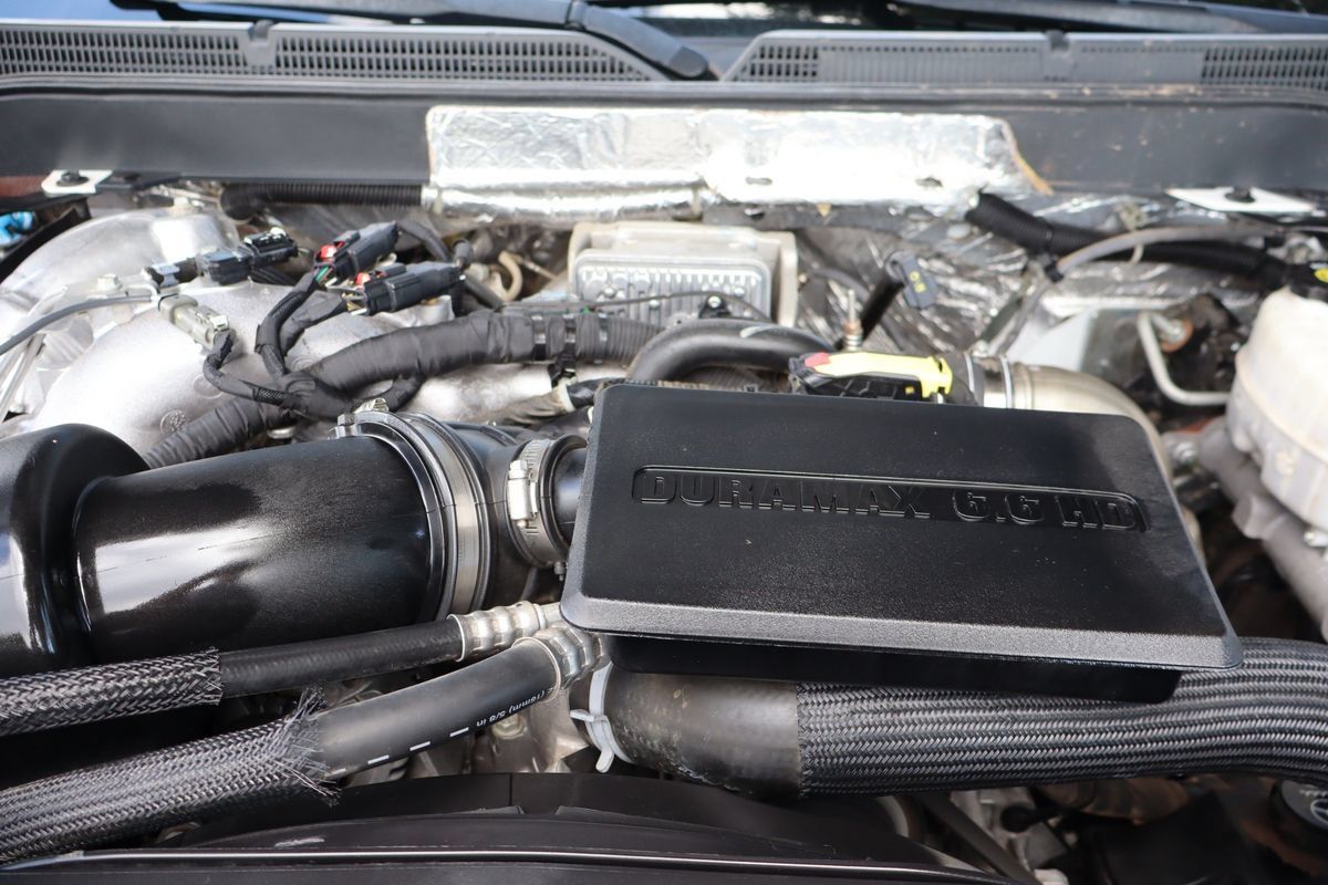 Used 2019 Chevrolet Silverado 2500 LTZ w/ Duramax Plus Package AWD/4WD image 36