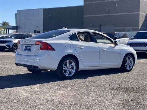 Used 2015 Volvo S60 T5 Premier image 6