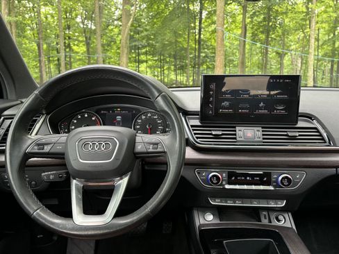 Used 2023 Audi Q5 2.0T Premium w/ Convenience Package AWD/4WD image 33