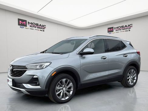 Used 2023 Buick Encore GX Essence w/ Experience Buick Package image 3