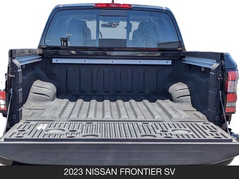 Used 2023 Nissan Frontier SV w/ SV Convenience Package RWD image 20