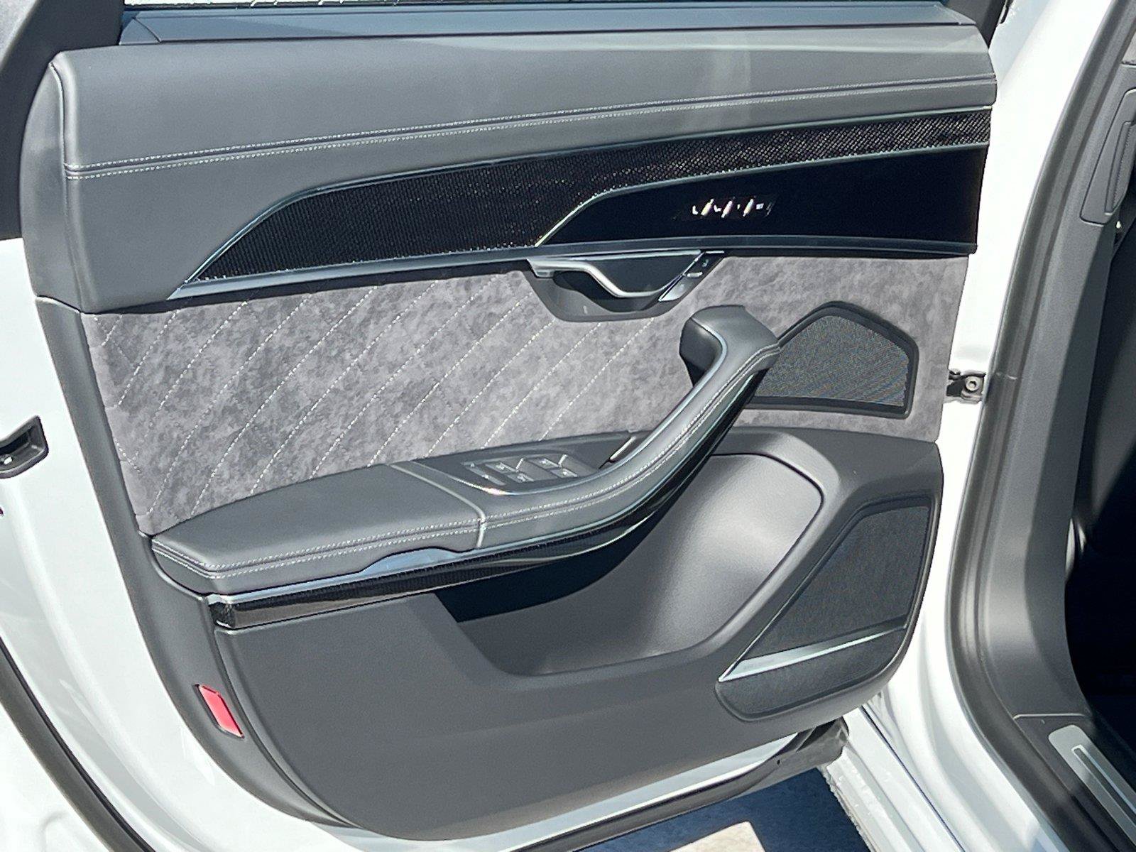 New 2027 Audi S8 AWD/4WD image 15