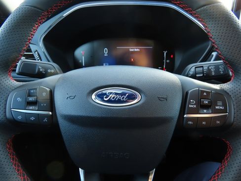 Certified 2023 Ford Escape ST-Line w/ Tech Pack #1 image 28