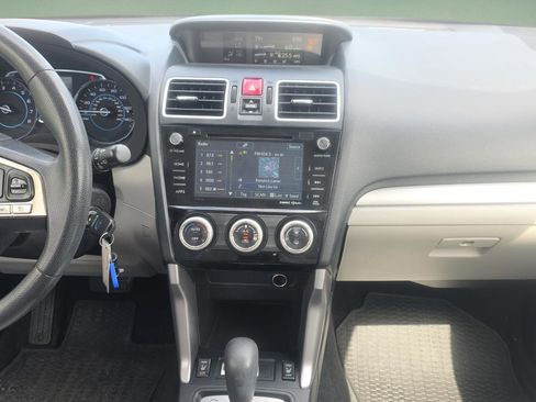 Used 2018 Subaru Forester 2.5i Premium AWD/4WD image 12