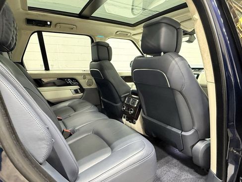 Used 2021 Land Rover Range Rover Autobiography image 55