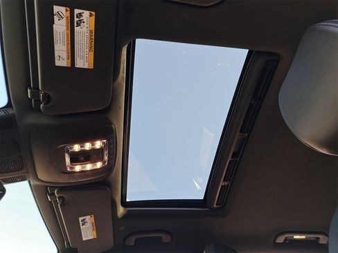 Used 2024 Mercedes-Benz GLE 450e GLE 450e image 34