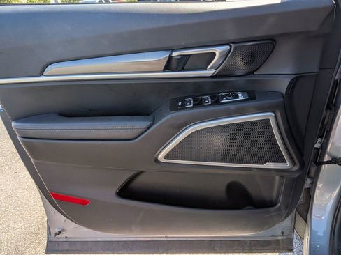 Used 2023 Kia Telluride S FWD image 28