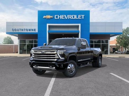 New 2026 Chevrolet Silverado 3500 High Country w/ High Country Premium Package AWD/4WD image 8