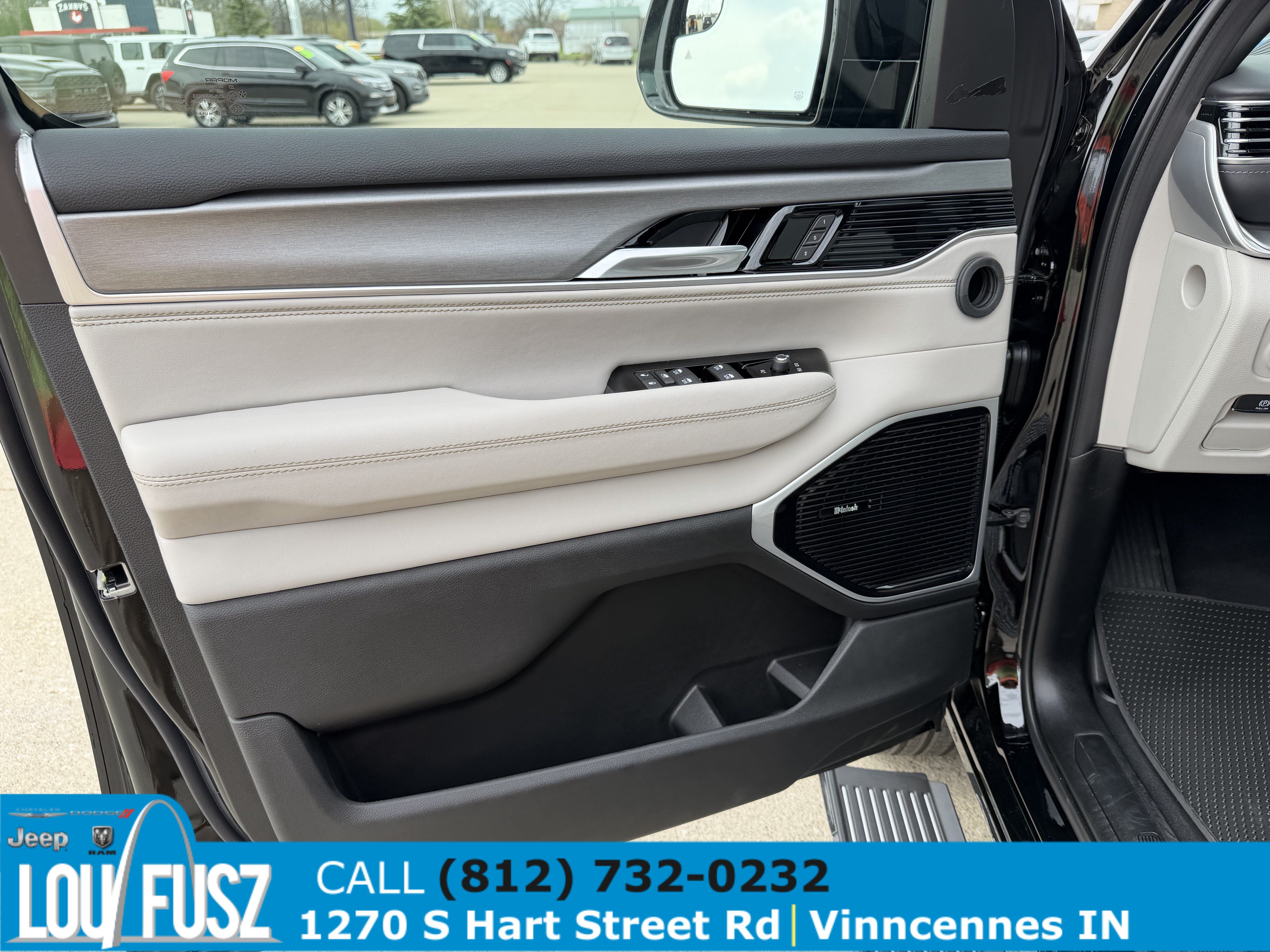 New 2026 Jeep Grand Wagoneer L Limited AWD/4WD image 21