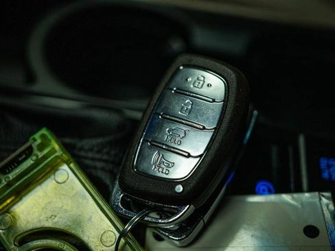 Used 2019 Hyundai Tucson Sport AWD/4WD image 24