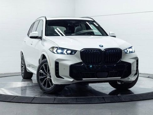 New 2026 BMW X5 xDrive50e w/ M Sport Package image 5