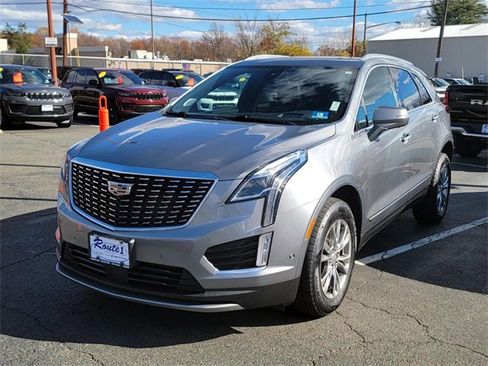 Used 2020 Cadillac XT5 Premium Luxury image 2