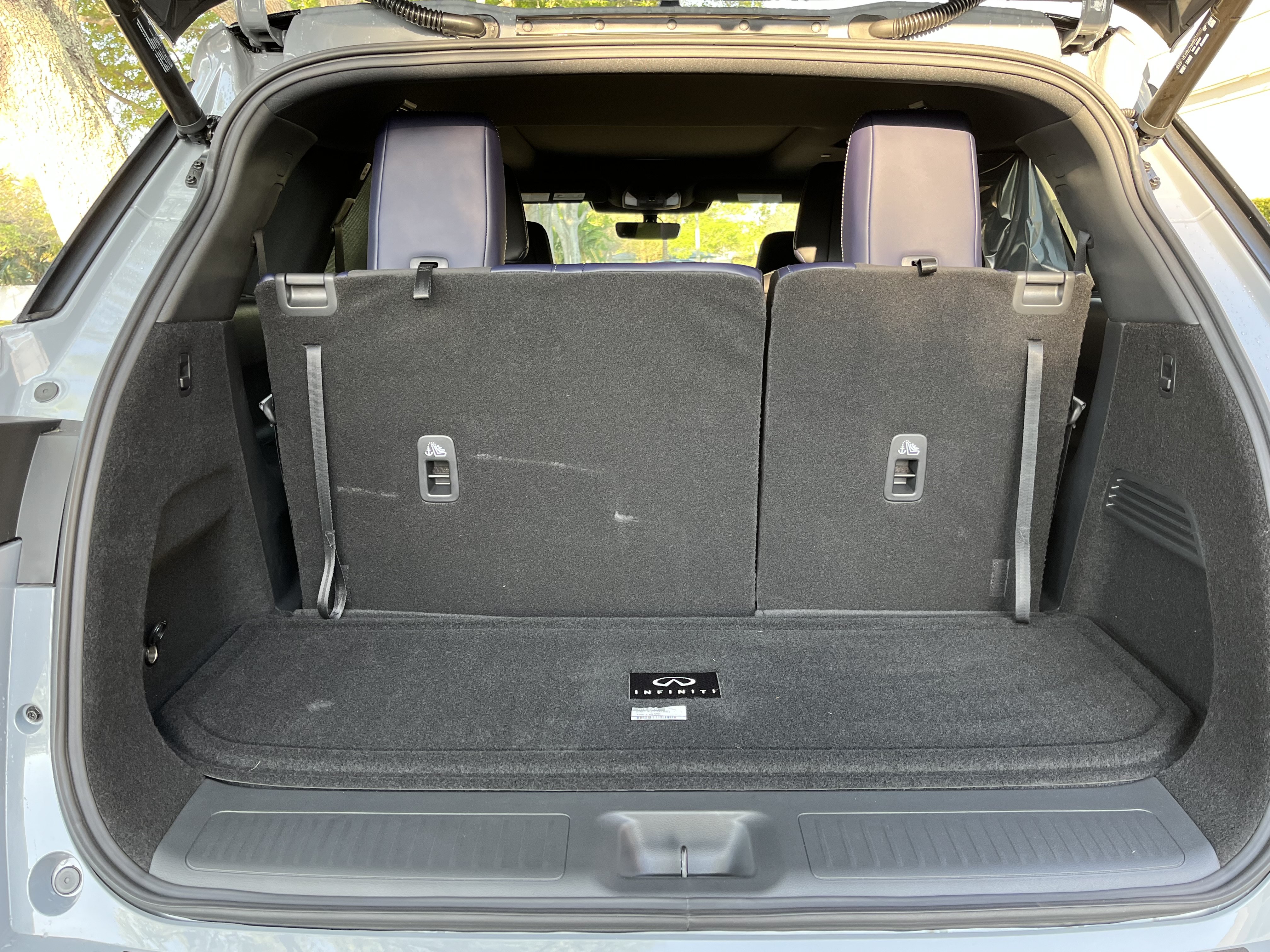 Used 2026 INFINITI QX60 Sport w/ Dark Cargo Package AWD/4WD image 19