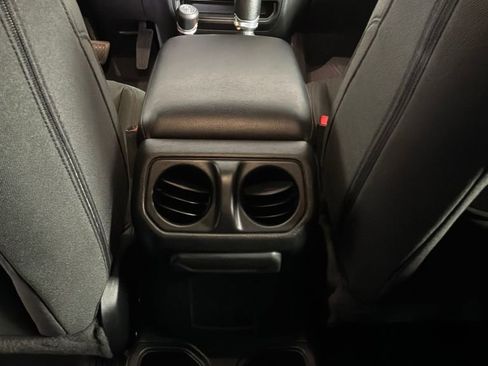 Certified 2022 Jeep Wrangler Unlimited Sport AWD/4WD image 19