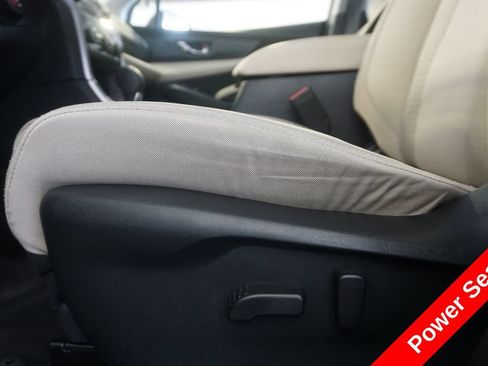 Used 2019 Subaru Ascent Premium AWD/4WD image 6