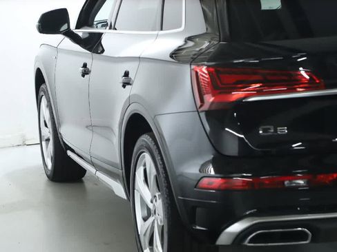 Used 2023 Audi Q5 2.0T Premium Plus w/ Premium Plus Package image 43