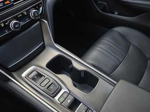 Used 2021 Honda Accord Touring image 28