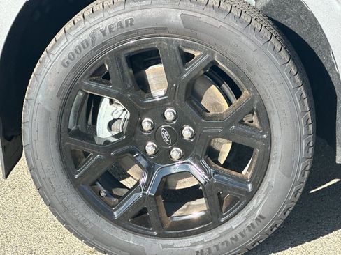 New 2025 Ford Maverick XLT w/ Black Appearance Package image 29