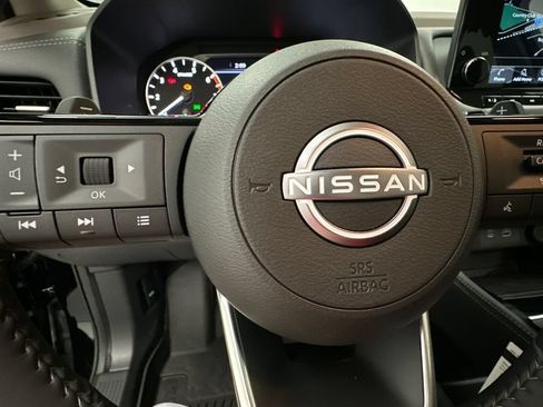 Used 2023 Nissan Rogue SL w/ SL Premium Package AWD/4WD image 18