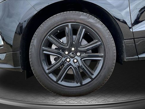 Used 2024 Ford Edge ST-Line AWD/4WD image 9