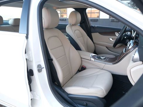 Used 2021 Mercedes-Benz C 300 4MATIC Sedan w/ Premium Package image 33