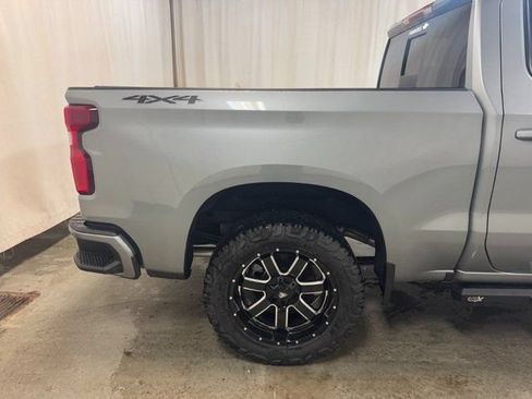 New 2026 Chevrolet Silverado 1500 RST w/ Dark Appearance Package AWD/4WD image 4