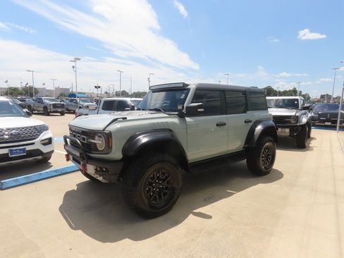 Used 2023 Ford Bronco Raptor AWD/4WD image 2