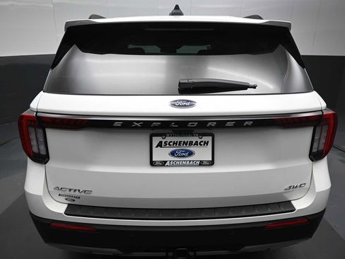 New 2026 Ford Explorer Active w/ Active Comfort Package AWD/4WD image 14