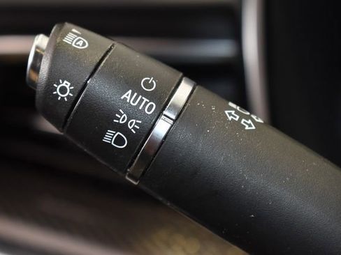 Used 2023 Cadillac XT5 Sportv w/ Technology Package image 25