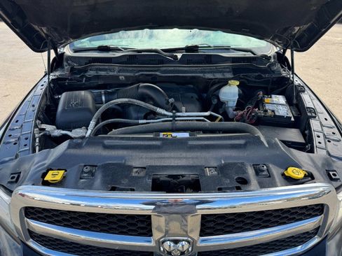 Used 2017 RAM 1500 Classic SLT AWD/4WD image 22
