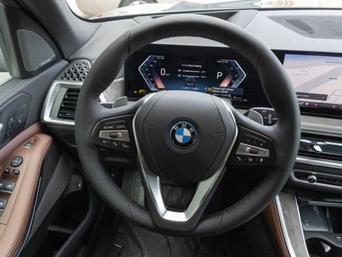 New 2026 BMW X5 xDrive50e image 24