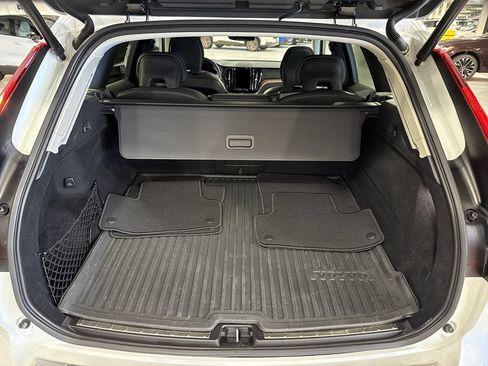 Certified 2023 Volvo XC60 B5 Ultimate w/ Climate Package AWD/4WD image 25