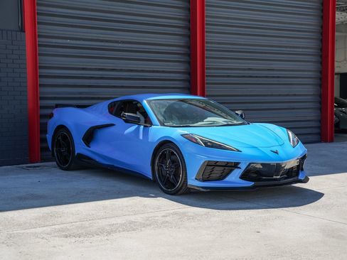 Used 2023 Chevrolet Corvette Stingray Preferred Cpe w/ Z51 Performance Package RWD image 8