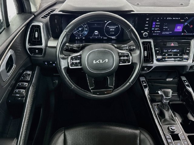 Used 2023 Kia Sorento SX FWD image 14
