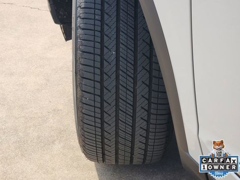 Certified 2026 Acura MDX w/ Technology Package image 12