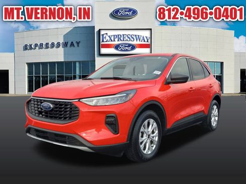 Used 2024 Ford Escape Active w/ Tech Pack #1 AWD/4WD image 1