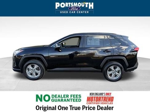 Used 2024 Toyota RAV4 XLE image 2