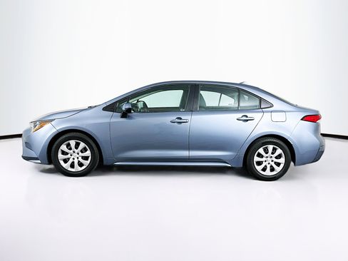 Used 2020 Toyota Corolla LE w/ Carpet Mat Package (TMS) FWD image 4