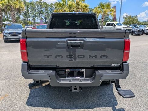 Used 2025 Toyota Tacoma TRD Sport RWD image 5