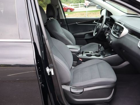 Used 2016 Kia Sorento LX AWD/4WD image 24