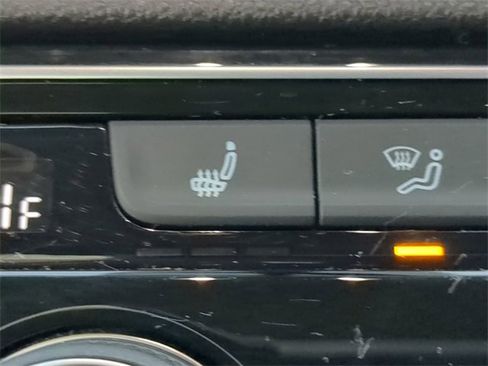 Certified 2022 Volkswagen Atlas SE w/ Panoramic Sunroof Package image 26