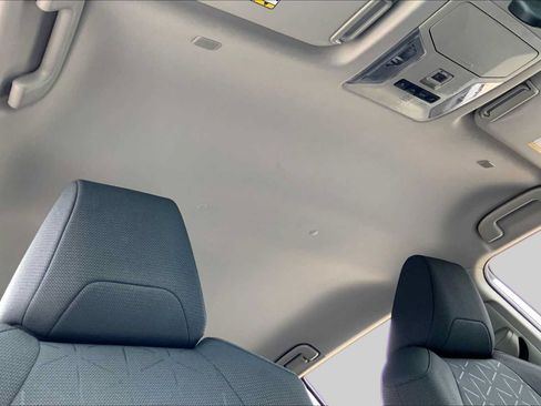 Used 2024 Toyota RAV4 XLE FWD image 14