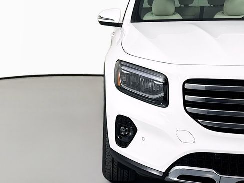 Certified 2025 Mercedes-Benz GLB 250 image 14