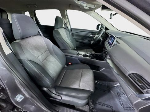 Certified 2026 Nissan Rogue SV AWD/4WD image 27